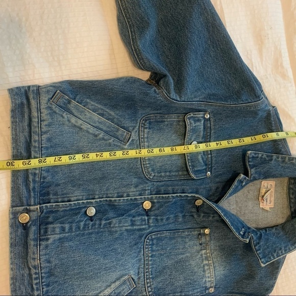 Vintage Ralph Lauren Designer jacket It’s an eye catcher. Worn very few times. - Picture 11 of 13